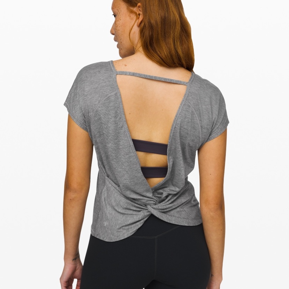 NWT Lululemon twisted back tee